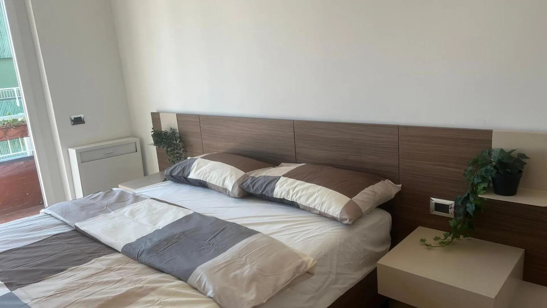 Happy House Apartment Milan 0*,  Italy